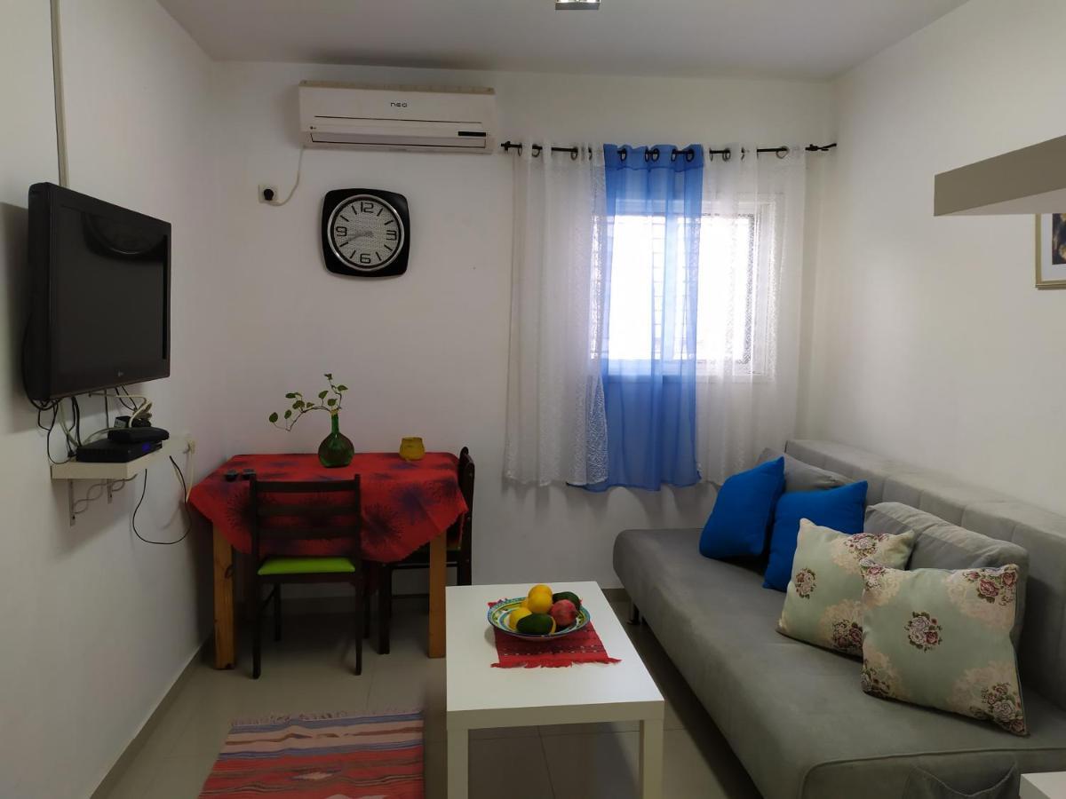 Apartamento Nelly'S Housing Unit Eilat Exterior foto