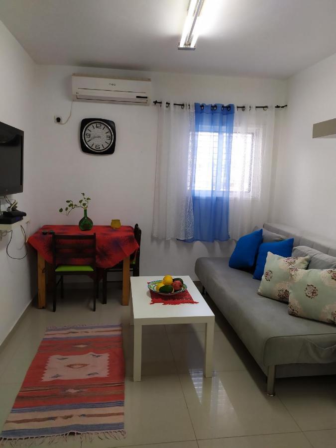 Apartamento Nelly'S Housing Unit Eilat Exterior foto