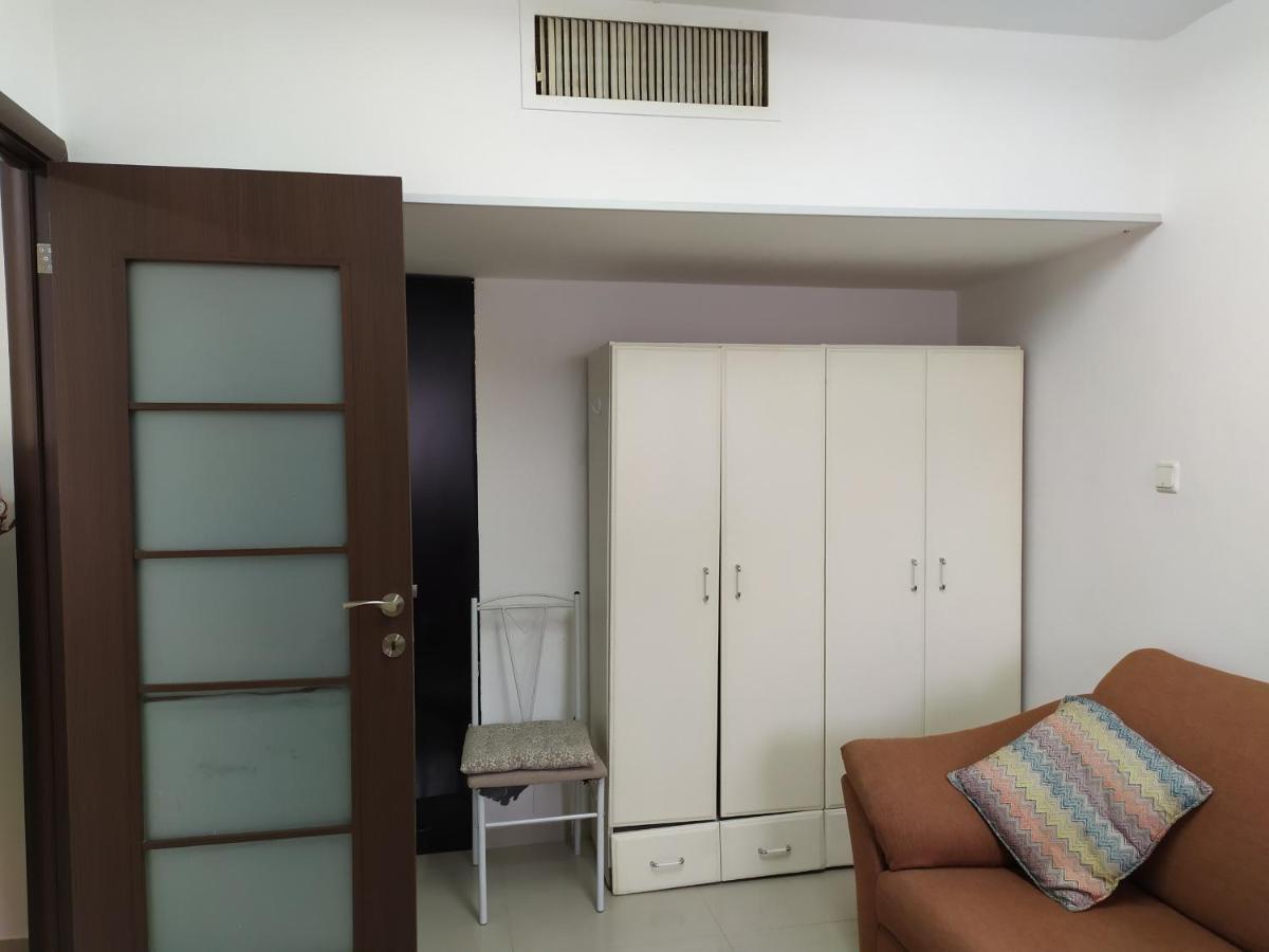Apartamento Nelly'S Housing Unit Eilat Exterior foto