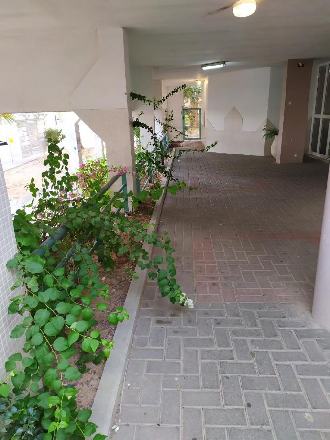 Apartamento Nelly'S Housing Unit Eilat Exterior foto